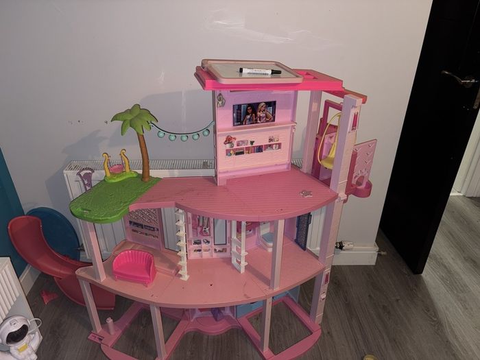 barbie dream house