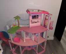 barbie dream house