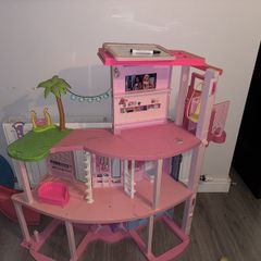 barbie dream house