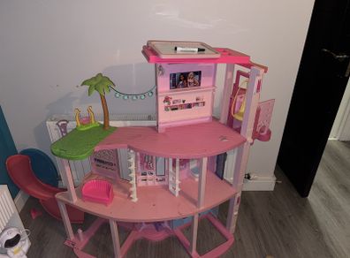 barbie dream house