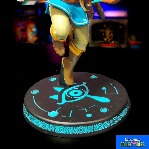 Legend of Zelda Breath of the Wild Link First 4 Figures Statue