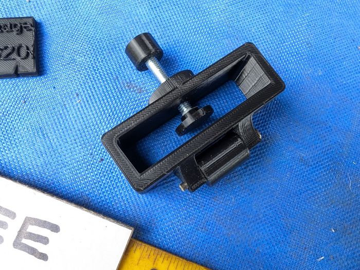 Honing Guide + Bevel Gauge