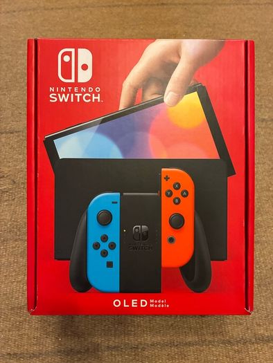 Nintendo Switch OLED bundle (with 4 Joy-Cons, 3 games)
