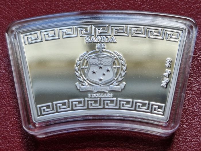 Samoa 30 gram Lunar Tigar 5 Dollar Fan shaped coin