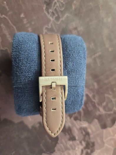 Hz Watch hz01