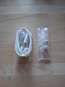 New Samsung original headphones