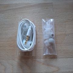 New Samsung original headphones