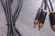 Genuine TV AV Cable Red White Yellow Speaker Earphone Headphone Cable For XBOX360 E Edition AV Video Cable 2M. Brand New. Free Postage!