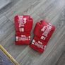 Boxing gloves - 2 x 12oz and pads for fitness training Image 6