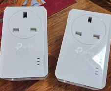 TPLink Powerline ethernet adapters (pair)
