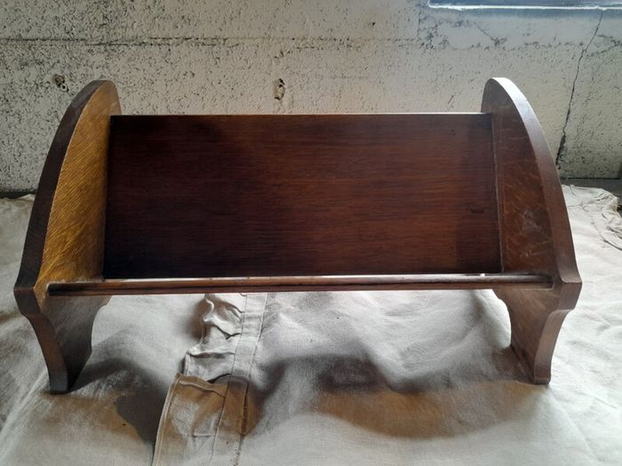 Oak Book Trough with Inlaid Border