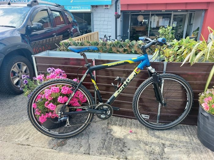 Scott expert racing mountain bike