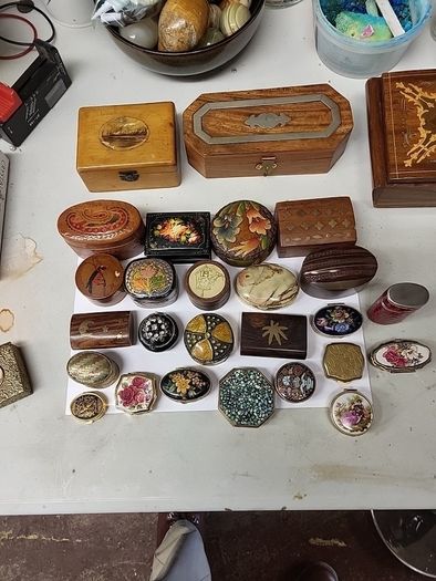 Trinket boxes vintage