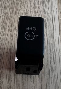 NISSAN QASHQAI +2 stop start button