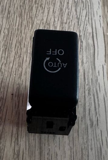 NISSAN QASHQAI +2 stop start button