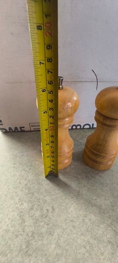 Vintage Wooden Salt and Pepper Set, 6 INCH Light Wood Grinders with S & P Tops, Classic Kitchen Decor