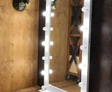 Hollywood vanity mirror
