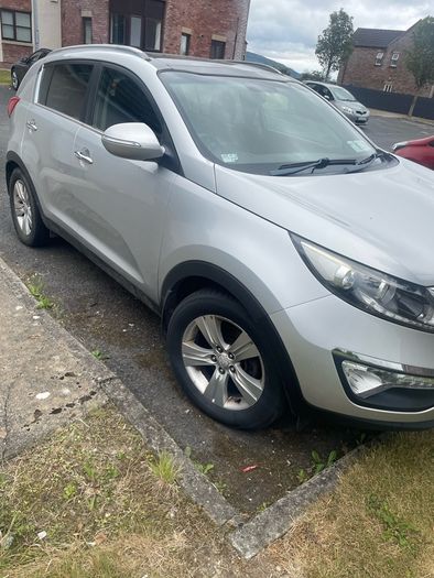kia sportage 2011