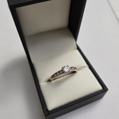 9ct Yellow Gold Dress Ring