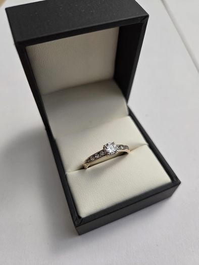 9ct Yellow Gold Dress Ring