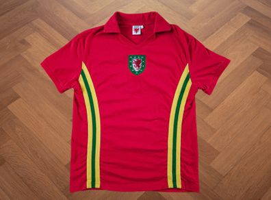 1976 Retro Wales Football Home Shirt - Large
