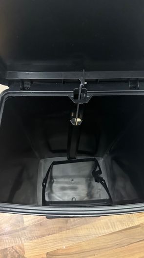 50ltr metal pedal bin
