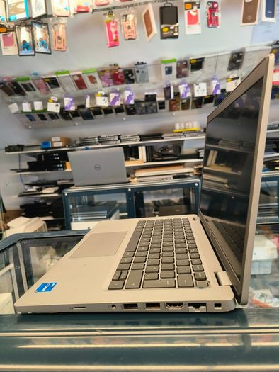 Dell Latitude 5430 (12th Gen) Core i5 1245U 8GB RAM 256GB SSD Windows 11 Pro 14.1" FHD Laptop (SALE PRICE)