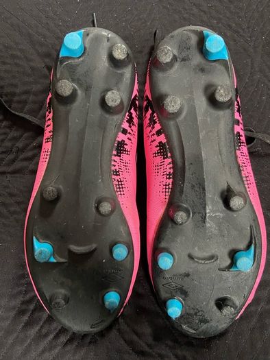 girls football boots size 1