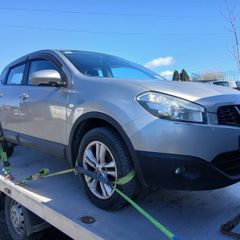 131 Nissan Qashqai for parts