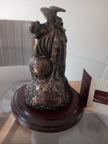 Statue