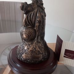 Statue