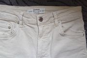 Stradivarius Light Grey Jeans. Size 8