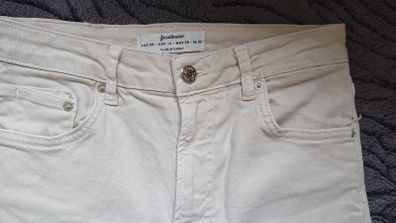 Stradivarius Light Grey Jeans. Size 8