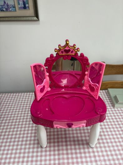 Kids Dressing table