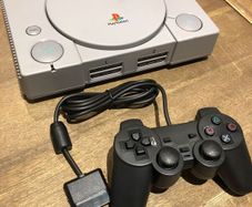 Retro Heaven - Sony Playstation 1 Model SCPH-5552 with analogue controller - #340