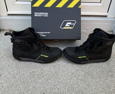 G.rocket Gore-tex Black Shoes