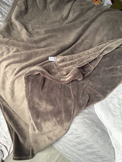 throw 150cm 200cm brown grey colour heavy and thick