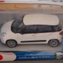 Diecast Model Fiat 500 L MPV 2012 White - Collectable Motorama 1:43 Image 7