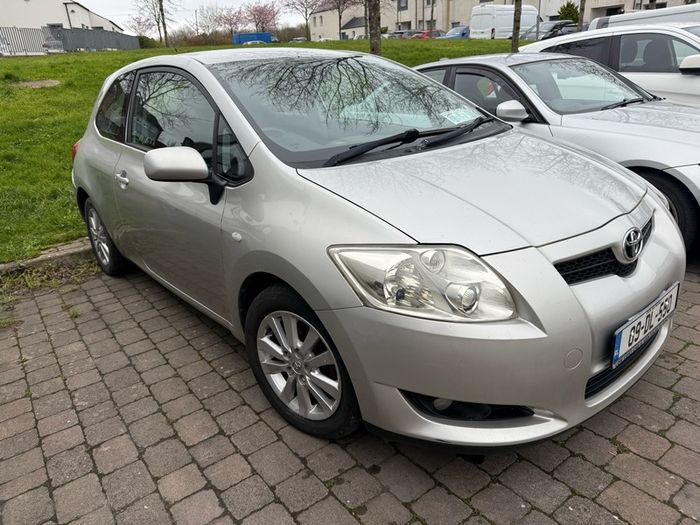 Toyota Auris 09 , 1.4 petrol