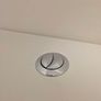 White Toilet with Cistern andSeat Excellent Condition Image 2