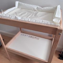 Baby Changing Table & Babycare mat