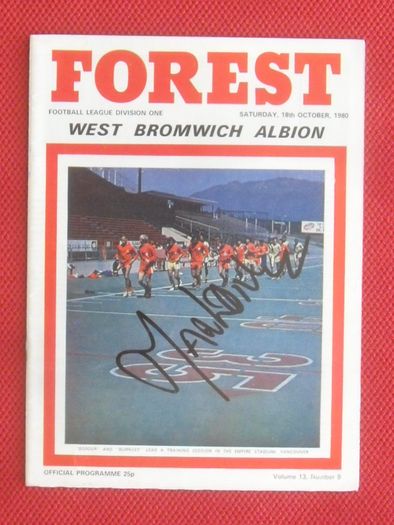 Nottingham Forest Autographs and other items