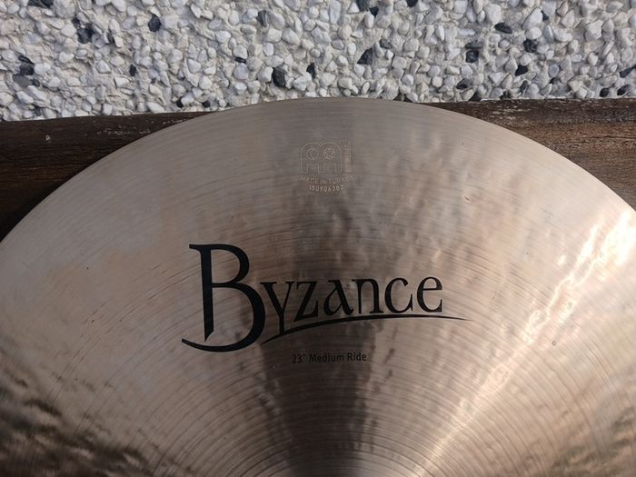 meinl byzance 23 medium ride