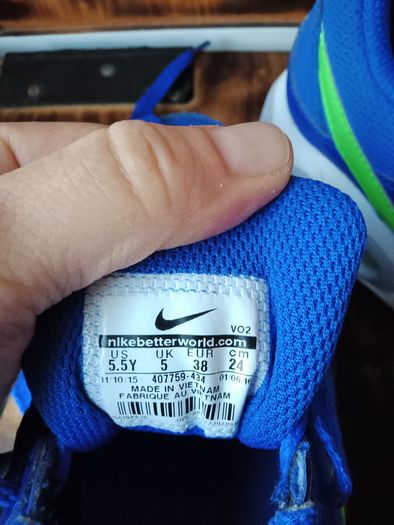 Nike air max command size 5 cobalt and green