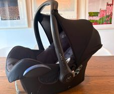 Maxi-Cosi Infant Car Seat