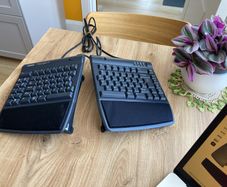 Kinesis Freestyle 2 QWERTY
