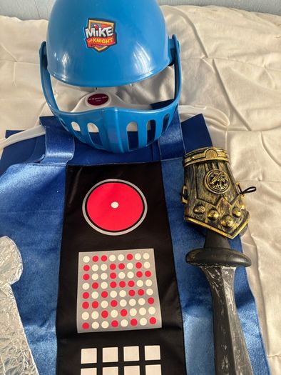 Boys Costume ( Knight) / Hat .