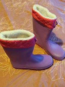 rain boots