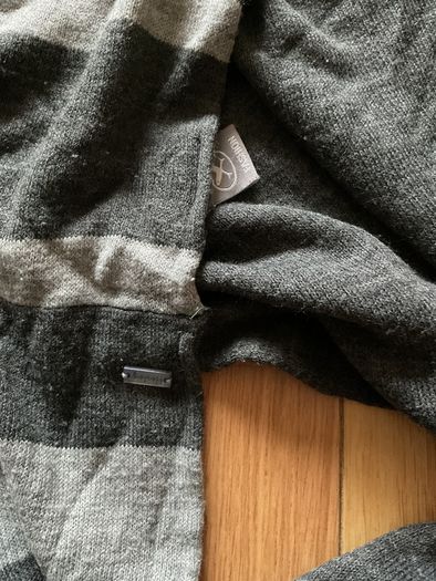Ladies scarf