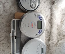 3 portable cd players